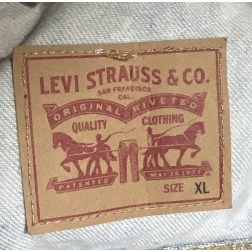 Levis Ex-Boyfriend Embroidered Floral Denim Light Wash Trucker Jacket Size XL - Picture 4 of 11